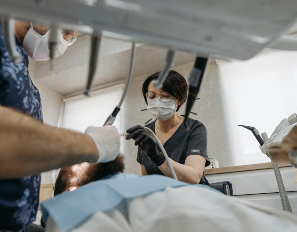 How Long Should I Wait to Fly After Dental Implant Surgery?